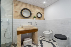 CENTER-Luxurious 1BR, 1BA-Terrace, WI-FI, A/C